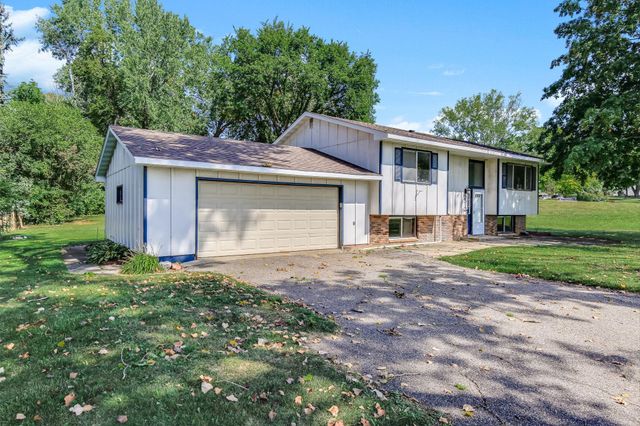 5512 Woodside Road SE, Prior Lake, MN 55372
