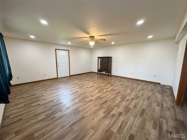 305 Cedar Avenue, Jonesburg, MO 63351