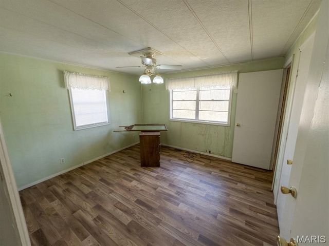 305 Cedar Avenue, Jonesburg, MO 63351