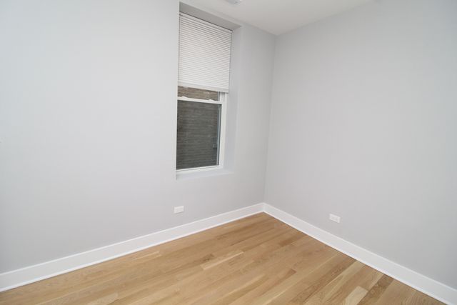 1411 W taylor Street 3F, Chicago, IL 60607