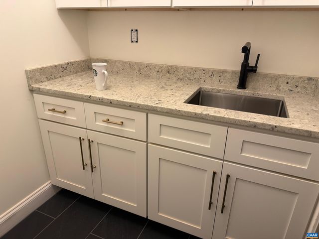 4360 GARTH RD, Charlottesville, VA 22901