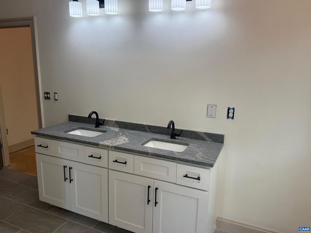 4360 GARTH RD, Charlottesville, VA 22901