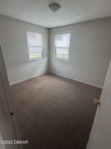 17 Poinsettia Drive, Ormond Beach, FL 32176