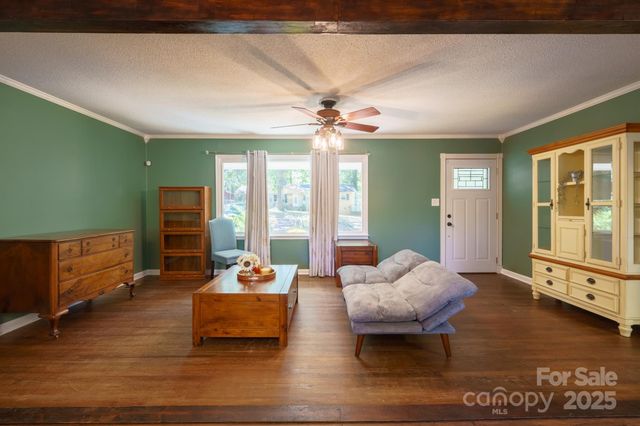 3514 Merry Oaks Lane, Dallas, NC 28034