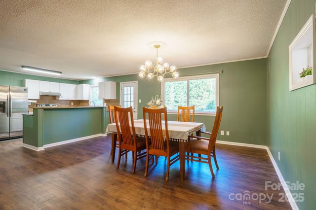 3514 Merry Oaks Lane, Dallas, NC 28034