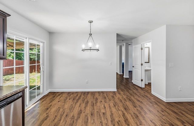 800 S Brighton Ridge Court, Wellford, SC 29385