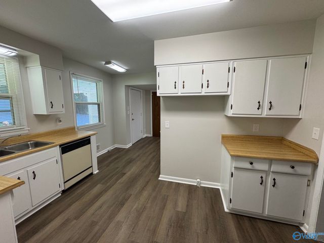 2617 Waltham Drive E, Huntsville, AL 35811