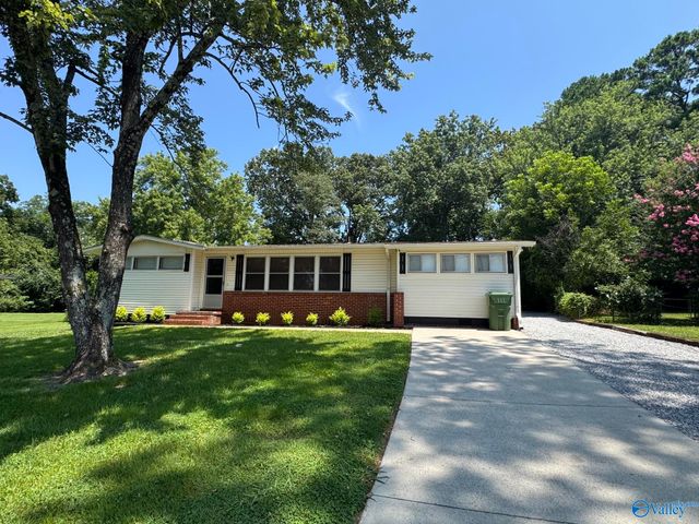 2617 Waltham Drive E, Huntsville, AL 35811