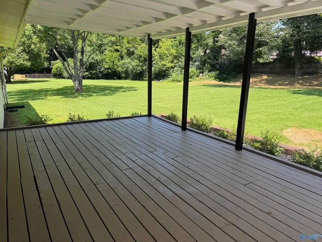 2617 Waltham Drive E, Huntsville, AL 35811