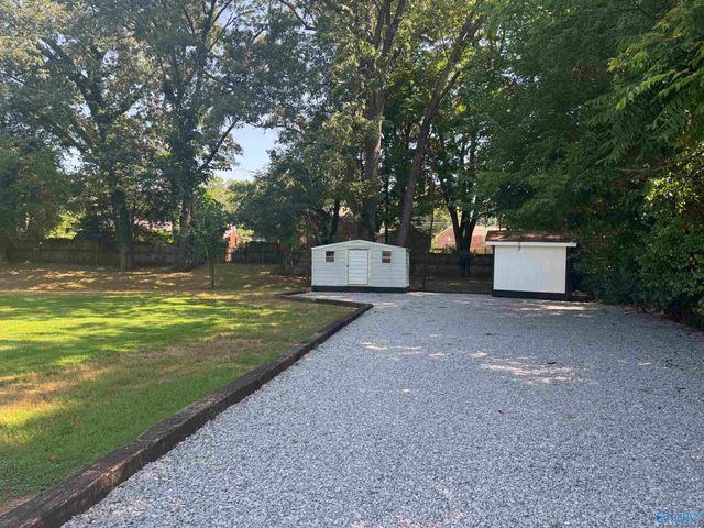2617 Waltham Drive E, Huntsville, AL 35811