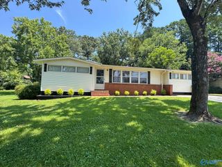 2617 Waltham Drive E, Huntsville, AL 35811