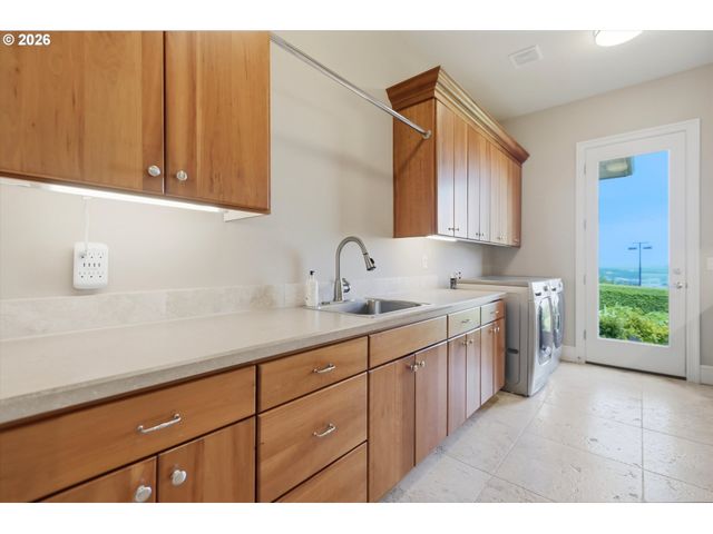 18011 Sw HUCKLEBERRY Ct, Sherwood, OR 97140