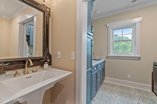 202 River Drive, Southport, NC 28461