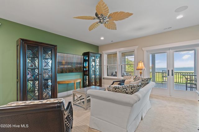 202 River Drive, Southport, NC 28461