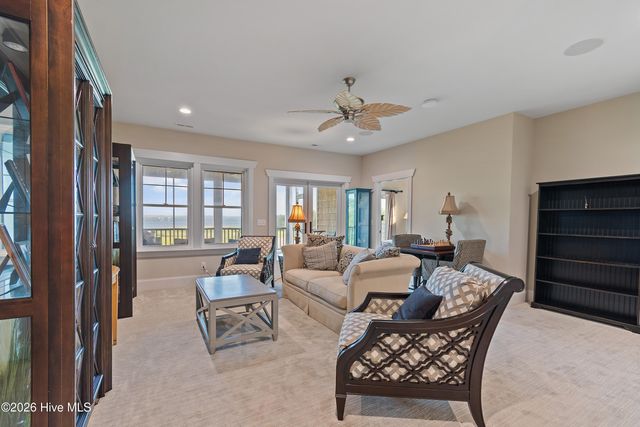 202 River Drive, Southport, NC 28461