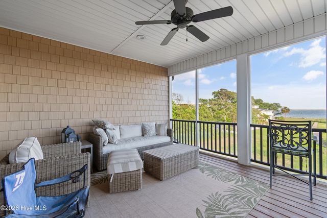 202 River Drive, Southport, NC 28461