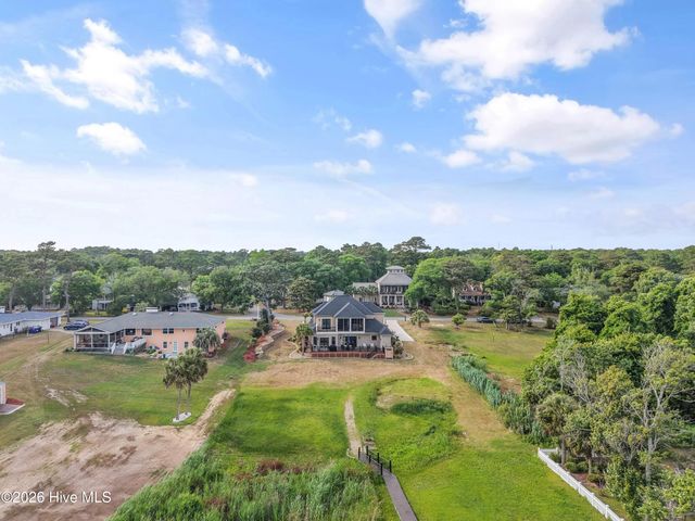 202 River Drive, Southport, NC 28461