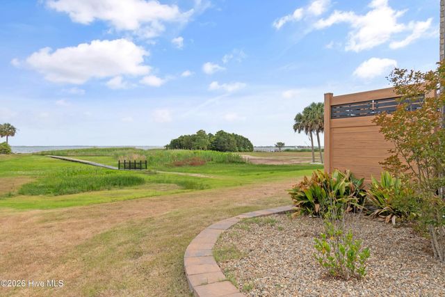 202 River Drive, Southport, NC 28461