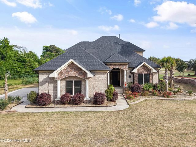 202 River Drive, Southport, NC 28461