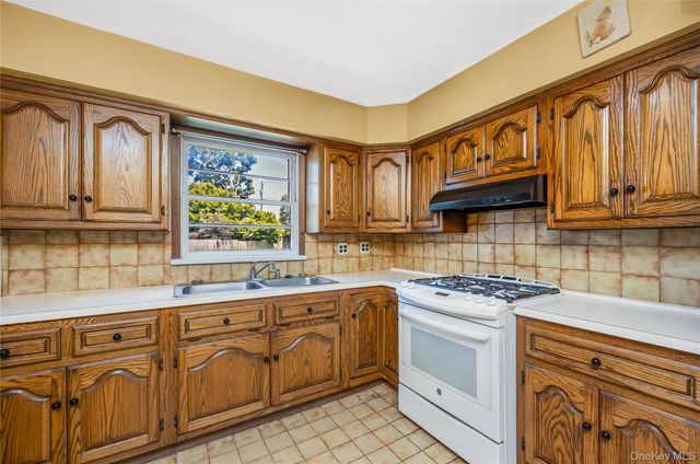 3701 Ruby Lane, Wantagh, NY 11793