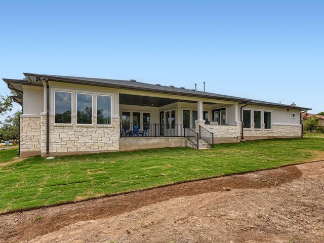 156 Carousel LN, Driftwood, TX 78619