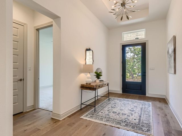156 Carousel LN, Driftwood, TX 78619