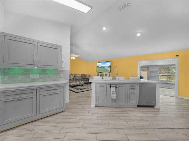 8926 CYPRESSWOOD DRIVE, Lake Wales, FL 33898