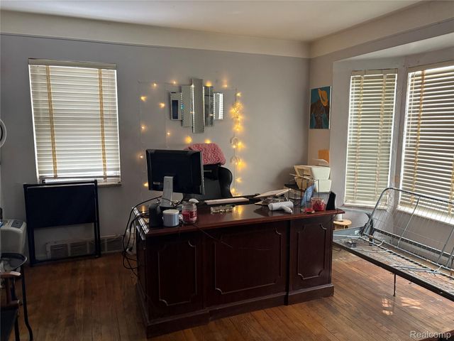 18510 George Washington Drive, Southfield, MI 48075