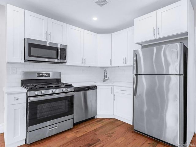 8920 Avenue B, Brooklyn, NY 11236