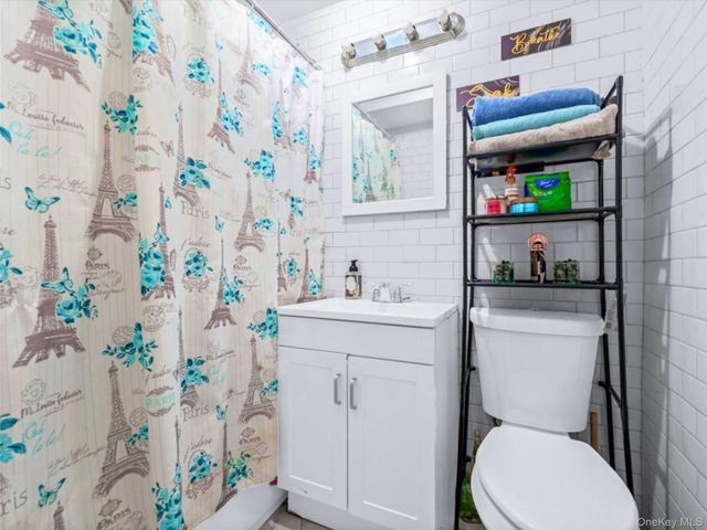8920 Avenue B, Brooklyn, NY 11236