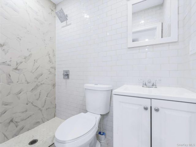 8920 Avenue B, Brooklyn, NY 11236