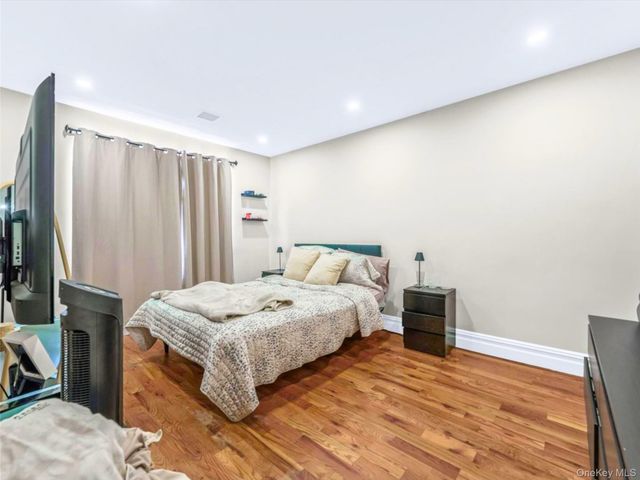8920 Avenue B, Brooklyn, NY 11236