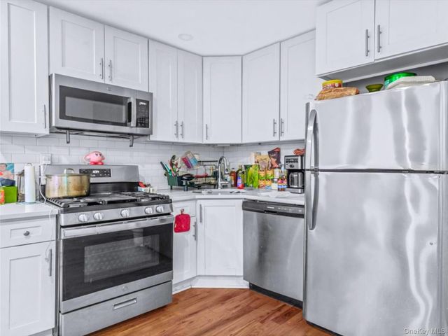 8920 Avenue B, Brooklyn, NY 11236