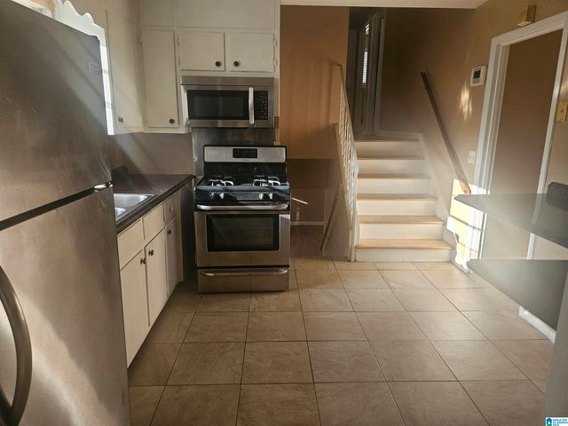 4852 SMITHFIELD DRIVE N, Birmingham, AL 35207