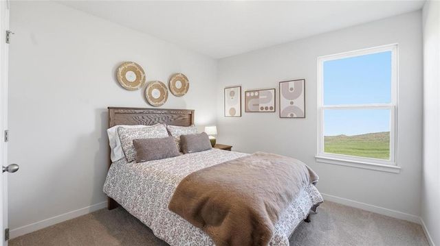 2103 Creek View Lane, Raymore, MO 64083