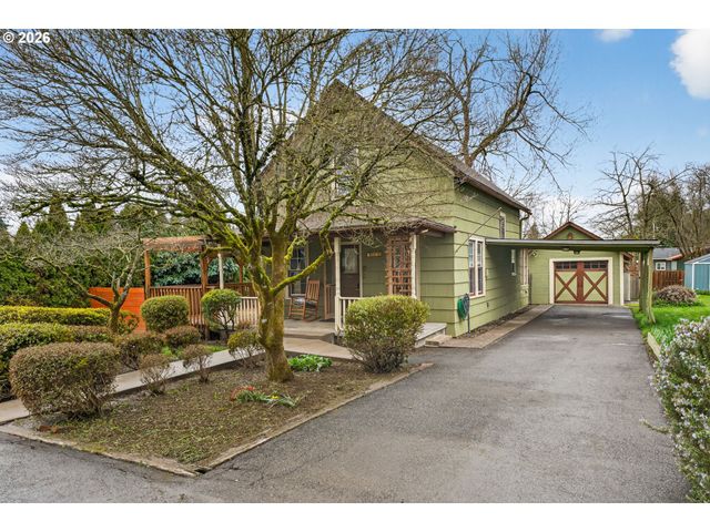 15015 Se LINDEN Ln, Milwaukie, OR 97267