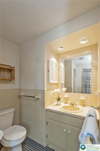 2838 Edgemont Drive, Salisbury Twp, PA 18103