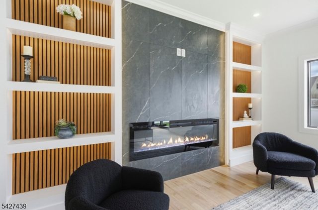 14 26Th St, Fair Lawn Boro, NJ 07410