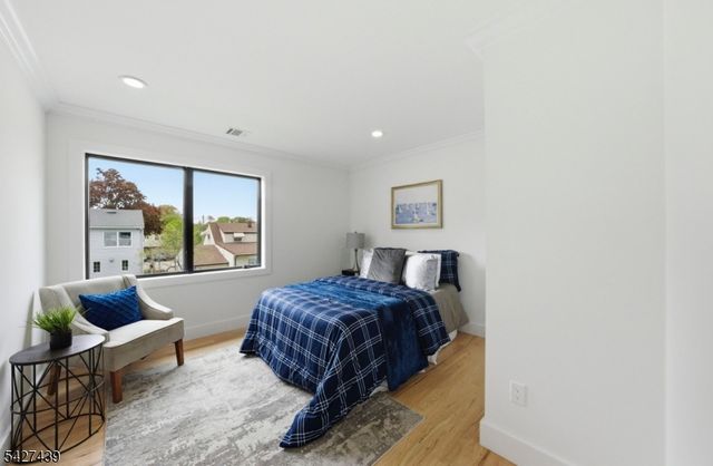 14 26Th St, Fair Lawn Boro, NJ 07410