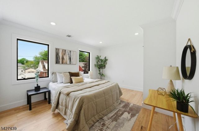 14 26Th St, Fair Lawn Boro, NJ 07410