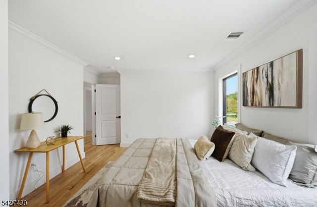 14 26Th St, Fair Lawn Boro, NJ 07410