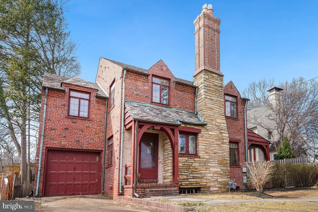 4624 46TH ST NW, Washington, DC 20016