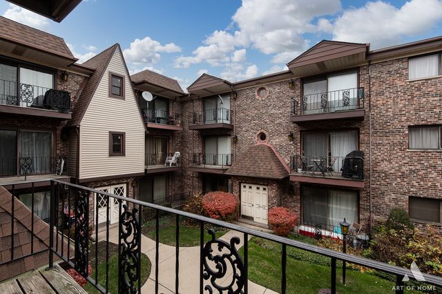 6453 N Northwest Highway 2C, Chicago, IL 60631