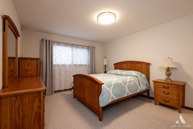 6453 N Northwest Highway 2C, Chicago, IL 60631