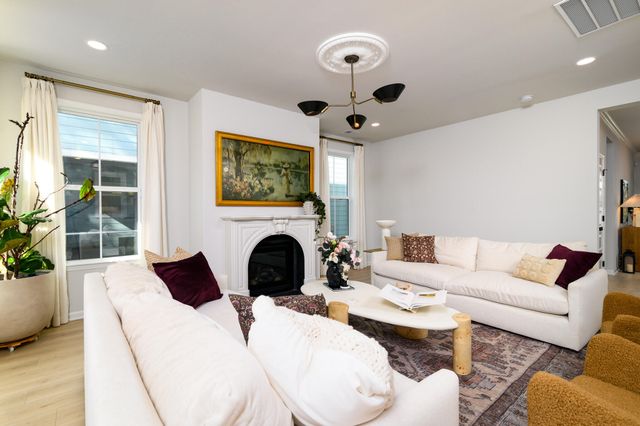 1256 Crooked Oak Road, Charleston, SC 29492