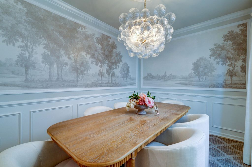 Image 18 of property listing at 1256 Crooked Oak Road, Charleston, SC 29492