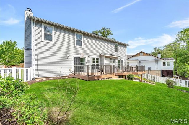 1912 Springtree Drive, Maryland Heights, MO 63043