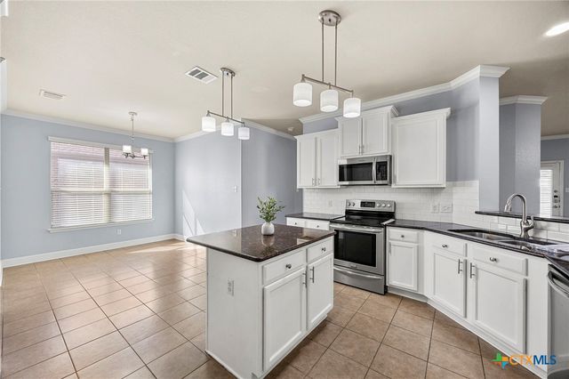 7101 Golden Oak Lane, Killeen, TX 76542