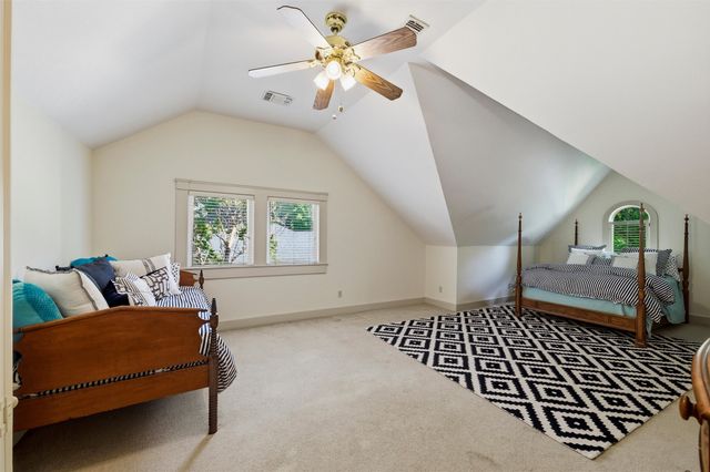 311 E Marvin Avenue, Waxahachie, TX 75165