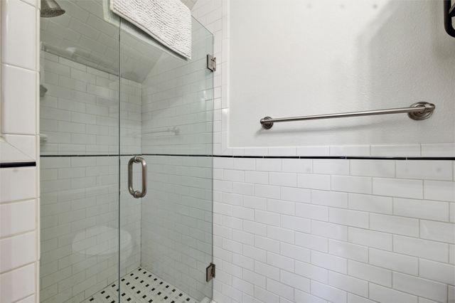 311 E Marvin Avenue, Waxahachie, TX 75165